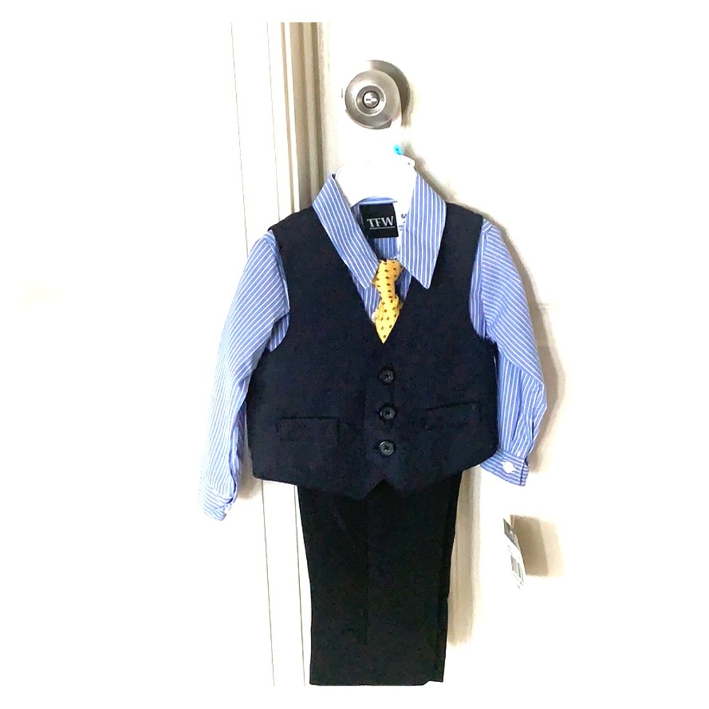 Baby 4-Piece Suit - Brand New with tags attached